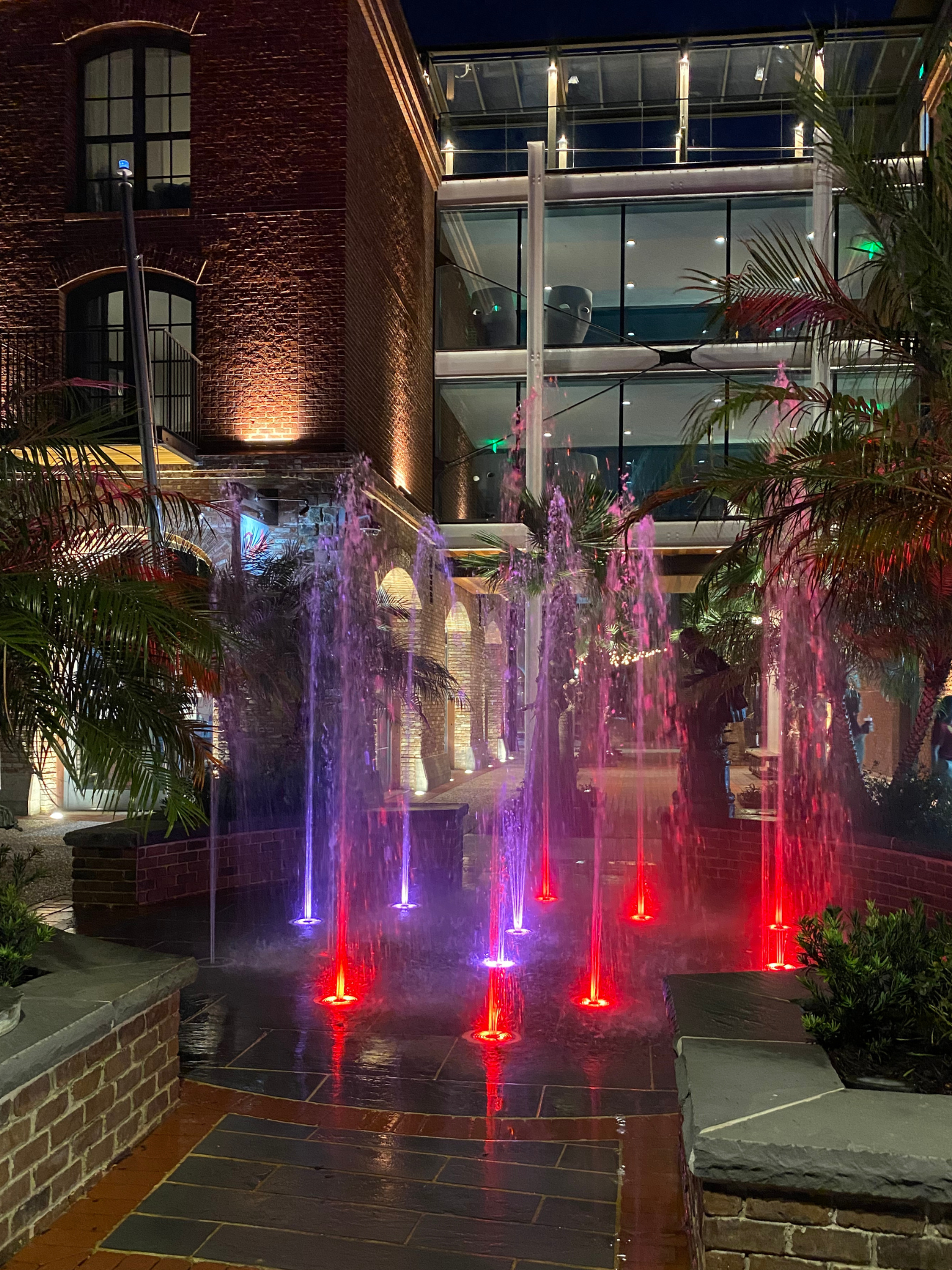 image of a water fountain in Savannah, GA