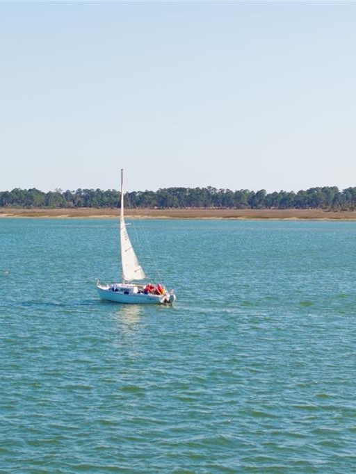 image of sailboat in Bluffton lake