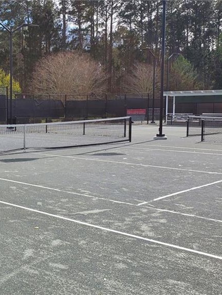 image of the tennis courts in sun city hilton head